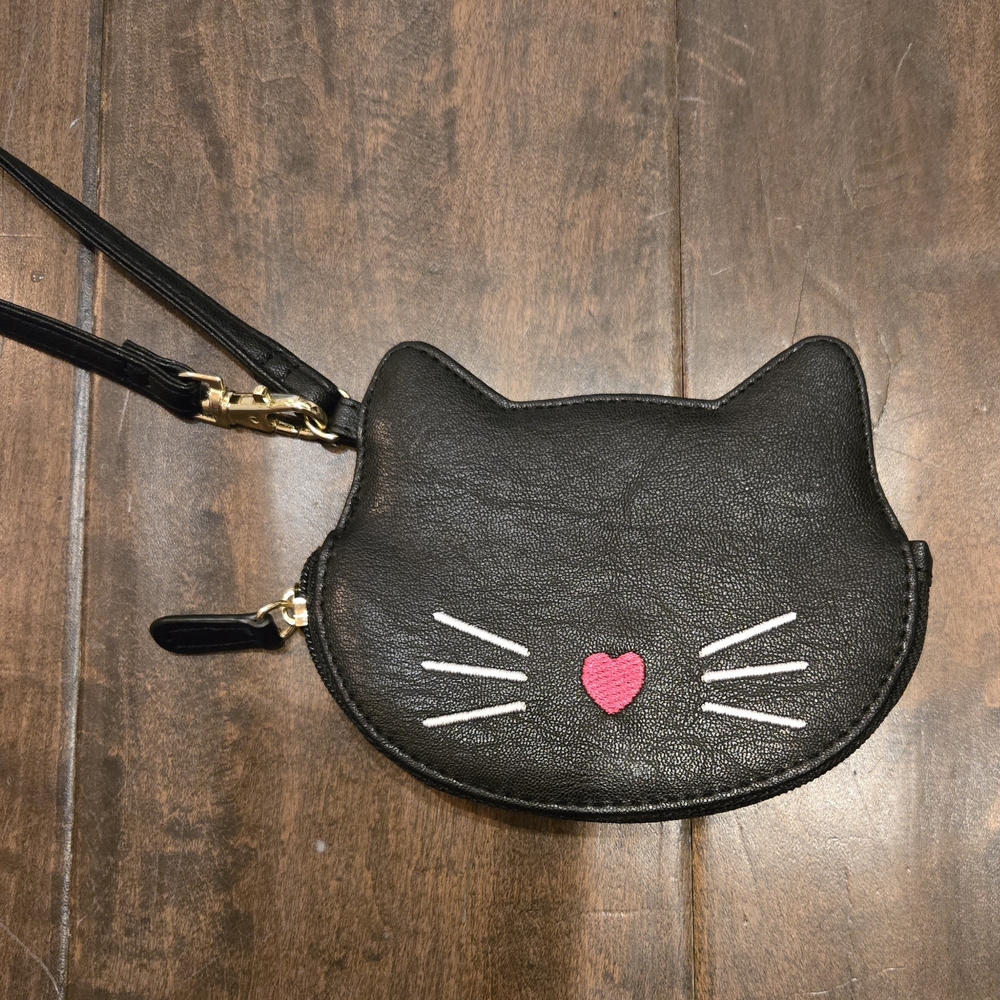 NWOT Betsey Johnson Black Cat Wristlet with Pink Heart Nose